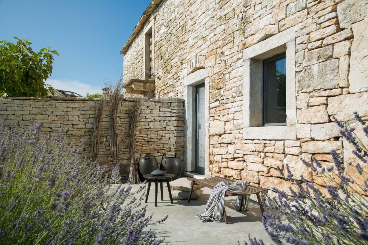 Br Villas By Rent Istria Radetići Eksteriør billede