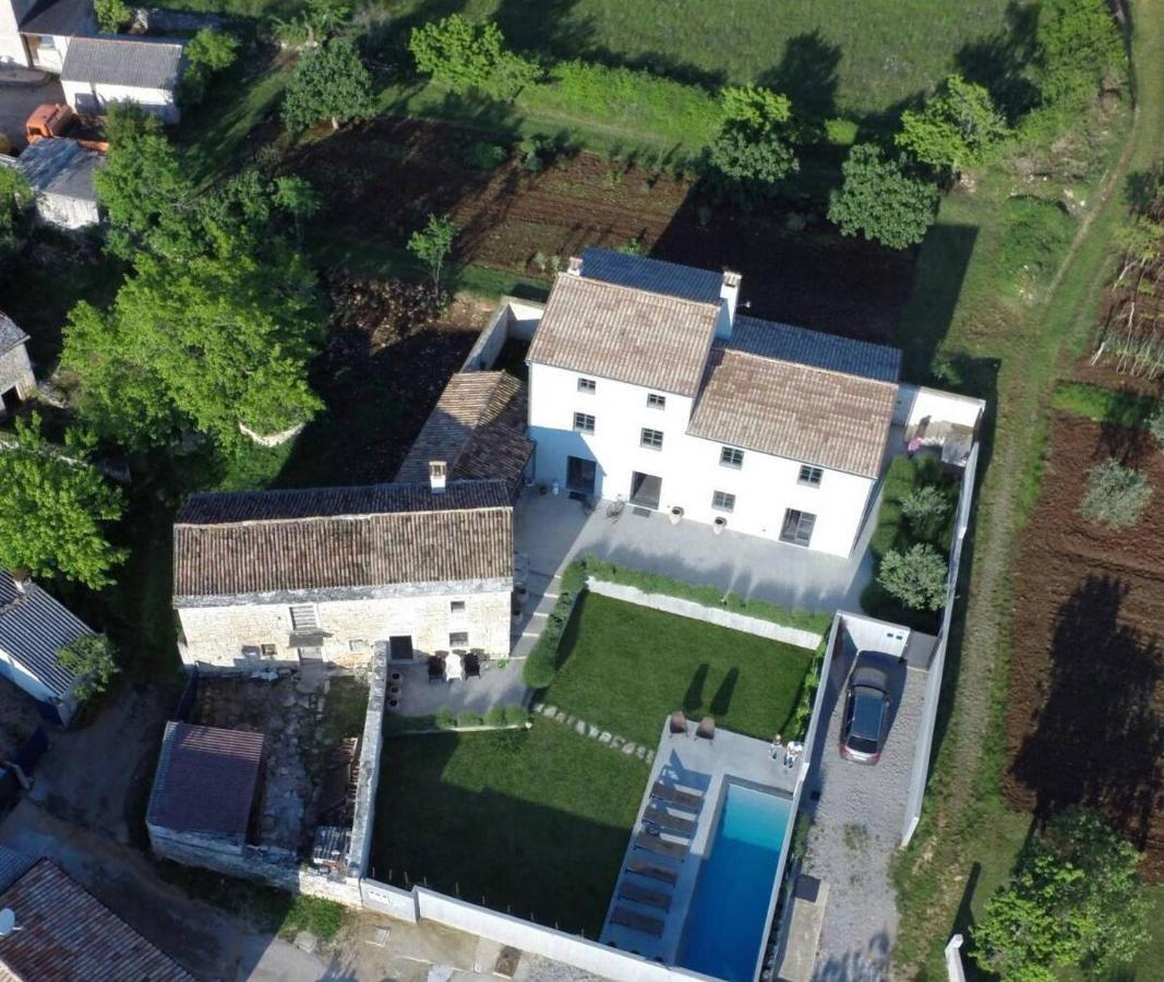 Br Villas By Rent Istria Radetići Eksteriør billede